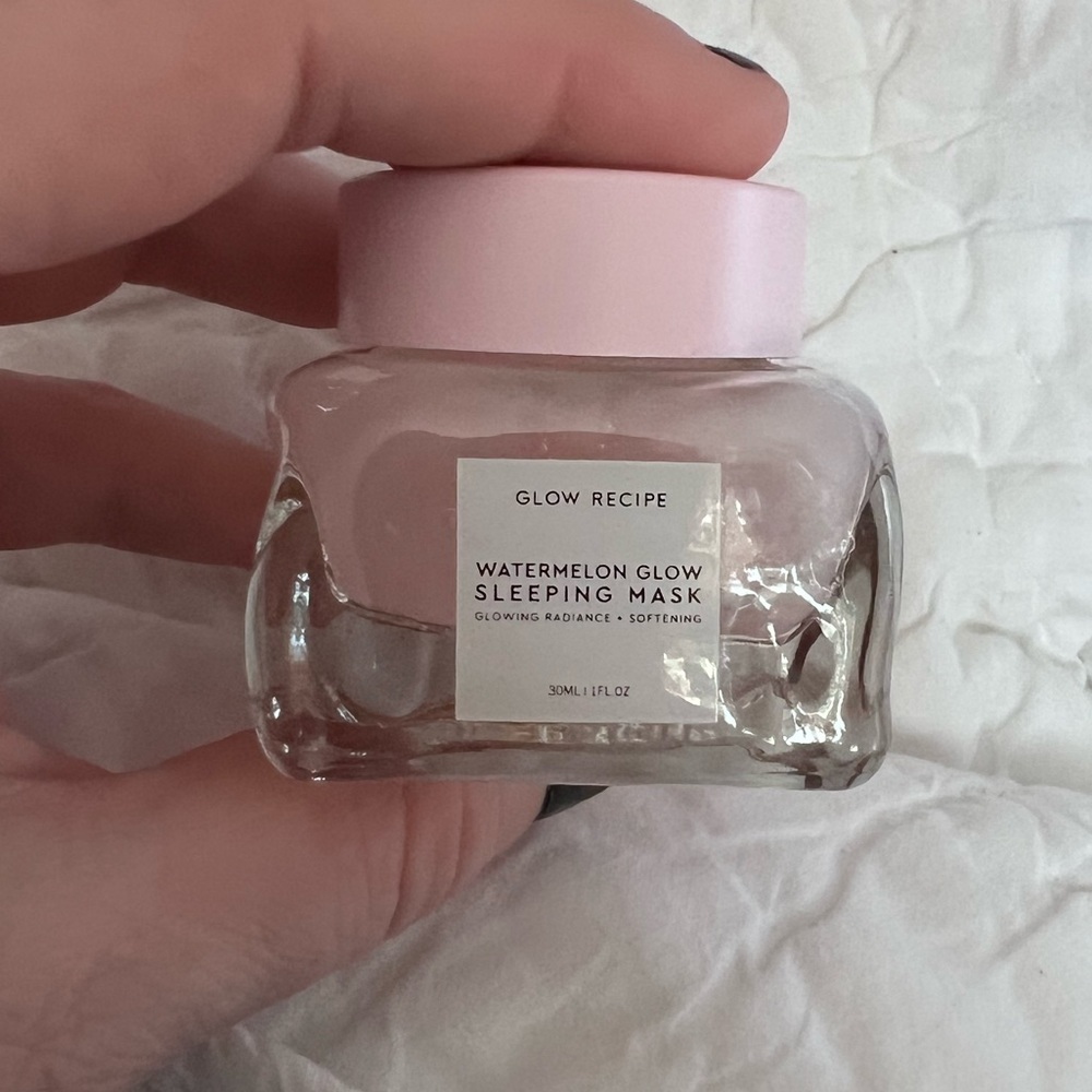 Glow recipe sleeping mask